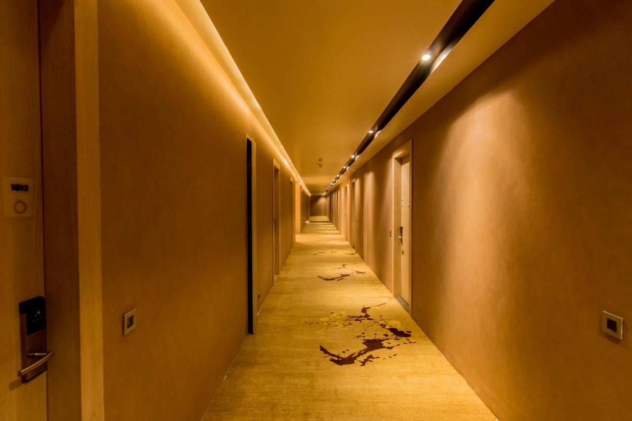 Amara Gateway Hotel Moradabad Exteriör bild
